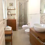 Casa Del Cavaliere لا سبيتسْيا