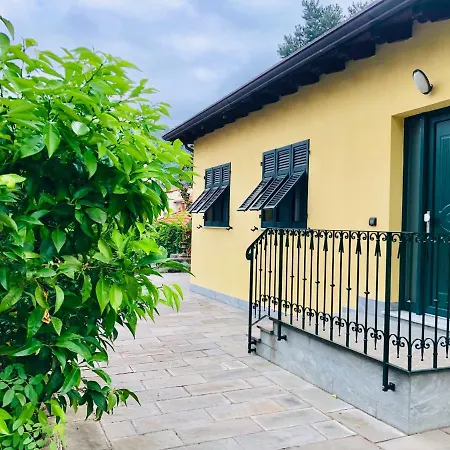 Casa Del Cavaliere شقة